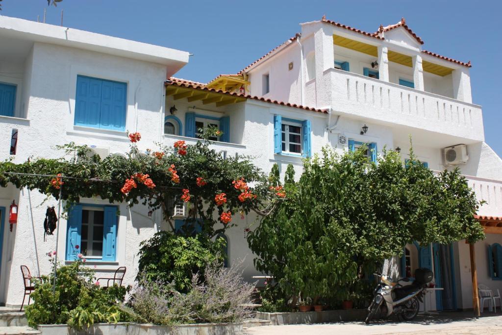 Pelagia Apartment Marathokampos Bagian luar foto