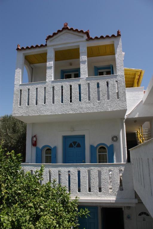 Pelagia Apartment Marathokampos Bagian luar foto